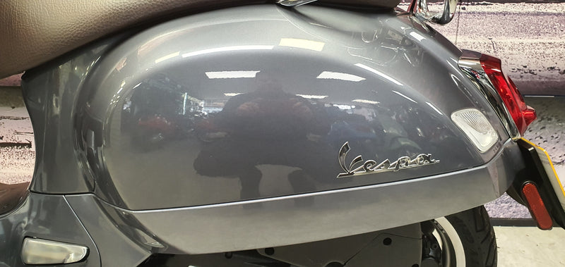 2021 Vespa GTS125 Touring Edition - Outstanding Condition