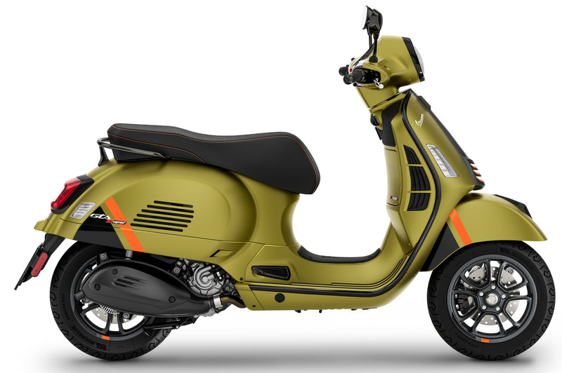 Vespa GTS 300HPE SuperSport RST22 - Verde Ambizioso 2024 £750 Saving Upon Registration