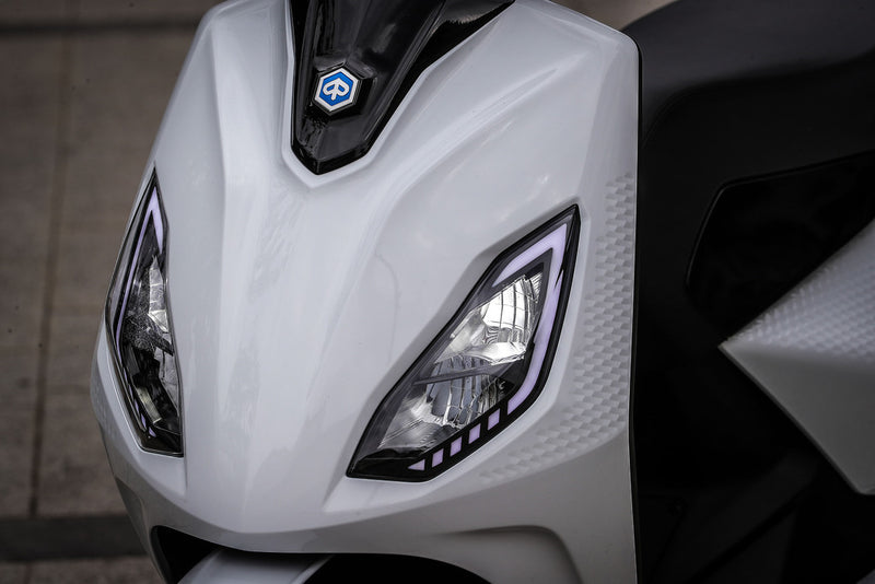 Electric Piaggio 1 - Forever White 2024- Save £300 Upon Registration